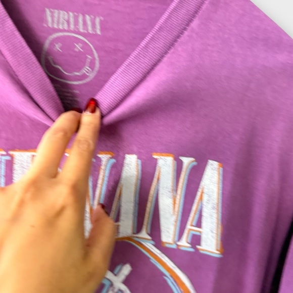 Nirvana Smiley Face Graphic Tee – XL (BNWOT, Minor Flaws) - Picture 4 of 9